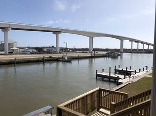 159 Boat Slip Rd, Matagorda, TX 77457