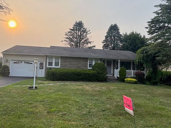303 Washington Dr