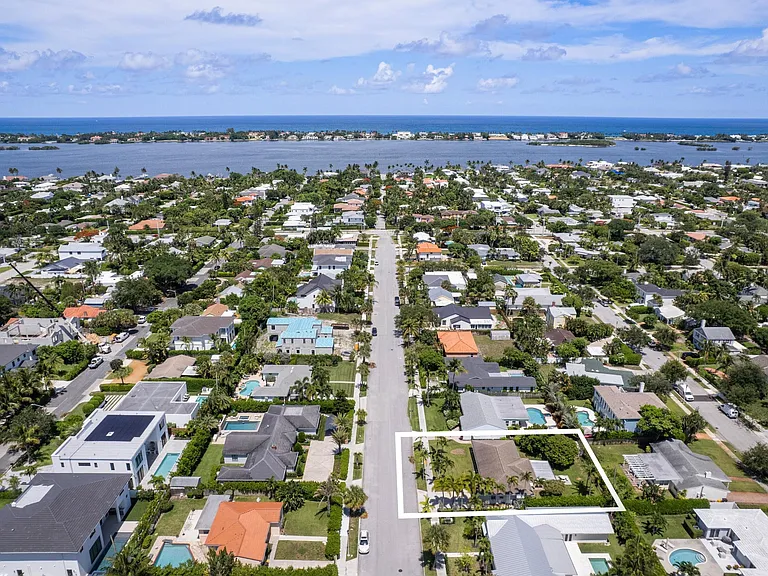 360 Palmetto St — Photo 5