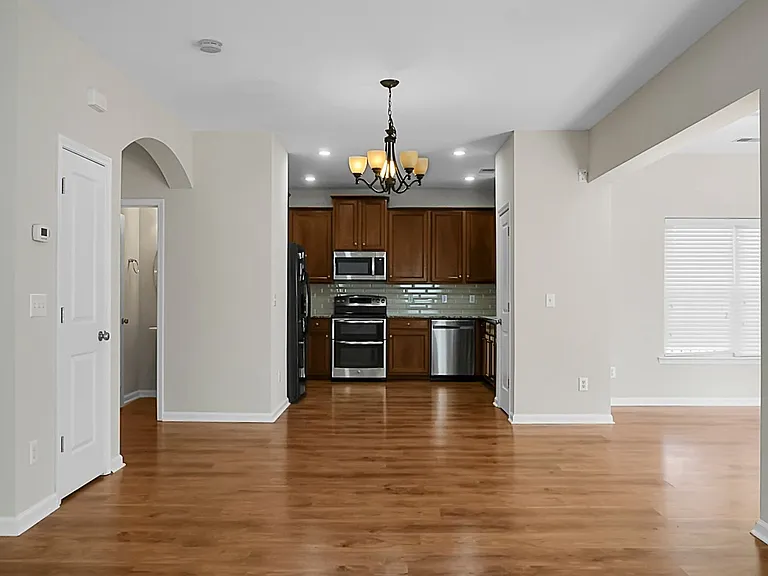 8003 Henderson Rd — Photo 12