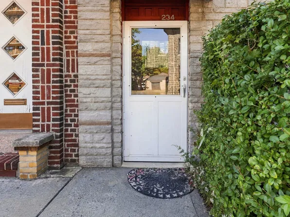 234 Oakdene Ave Floor 2, Cliffside Park, NJ 07010