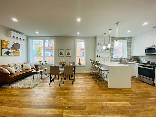 Rented by Doorway NYC, LLC | media 1