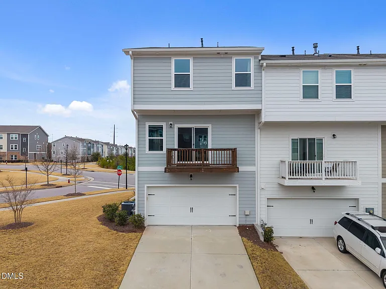 1128 Brickfield Dr — Photo 38