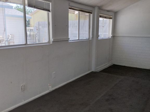 2nd image of 2015 1/2 Peyton Dr