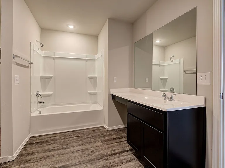 3912 Elm Ridge St — Photo 22