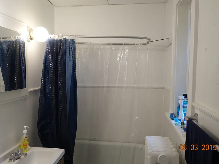 1928 E Superior St #4 — Photo 12