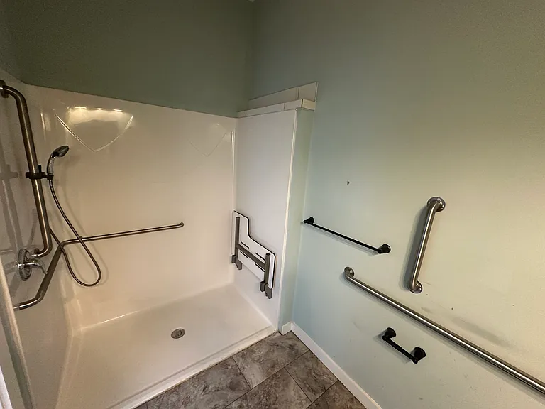 123 W Main St #A — Photo 13