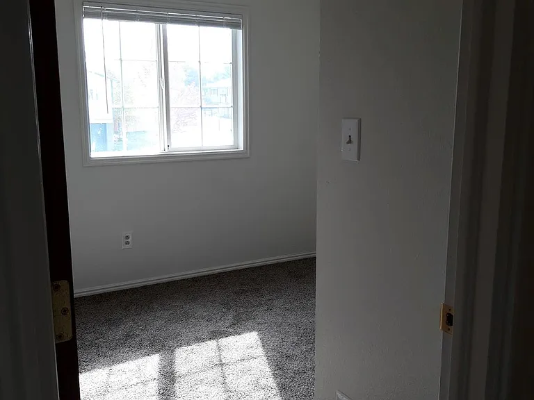 1892 Peggys Ln — Photo 10