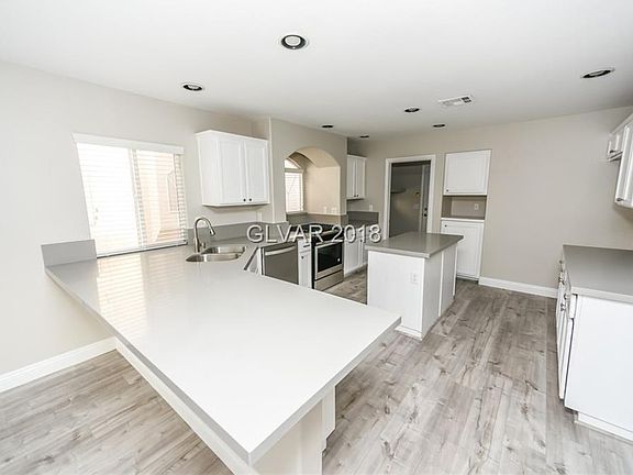2nd image of 10955 Carberry Hill St