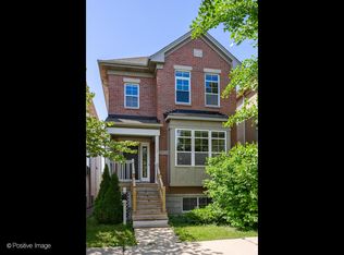 2541 W Grenshaw St, Chicago, IL 60612