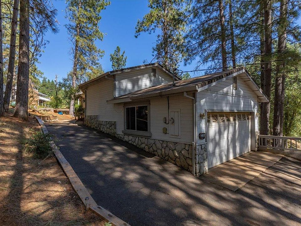 14932 Carrie Dr Grass Valley Ca 95949 Mls 223083439 Zillow