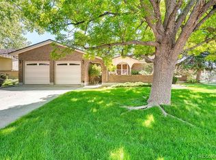 2696 S Yukon Ct, Lakewood, CO 80227