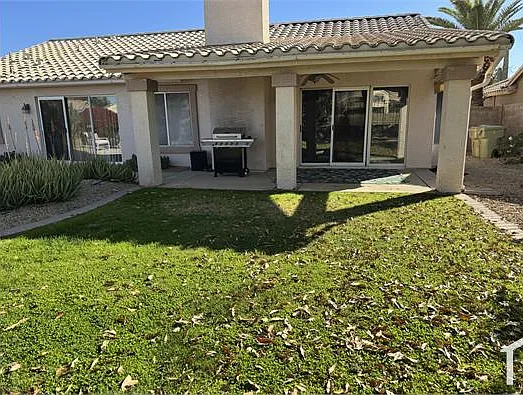 6334 W Potter Dr — Photo 4