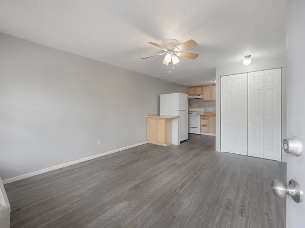 1906 Pine Loch Ter #1906, Tampa, FL 33613