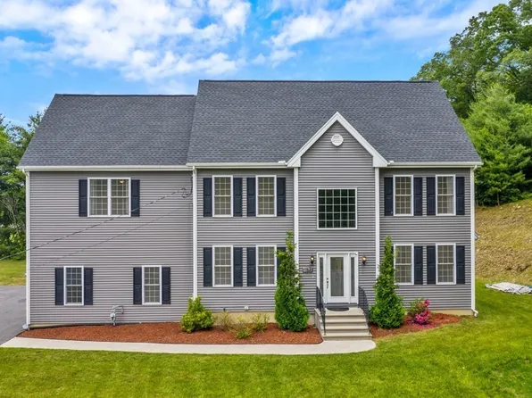 154 Boston Rd, Southborough, MA 01772