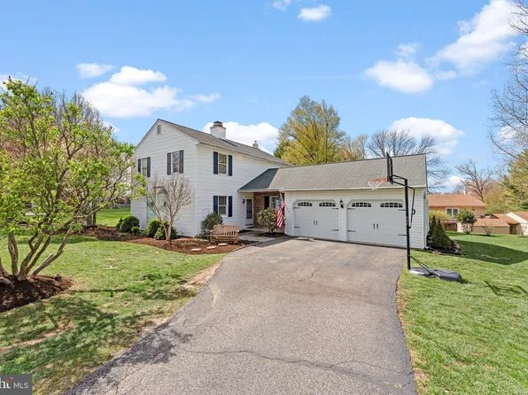 919 Thorne Dr, West Chester, PA 19382