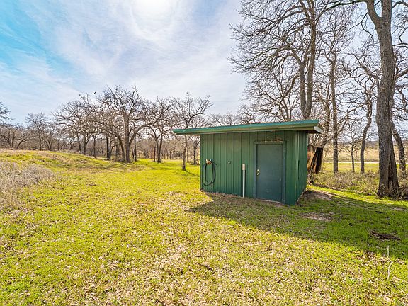 3rd image of 1801 Old Bonita Rd