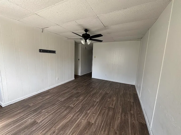 1030 Thornton Ave — Photo 20