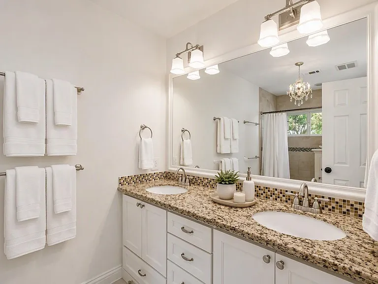6131 Yarwell Dr — Photo 40
