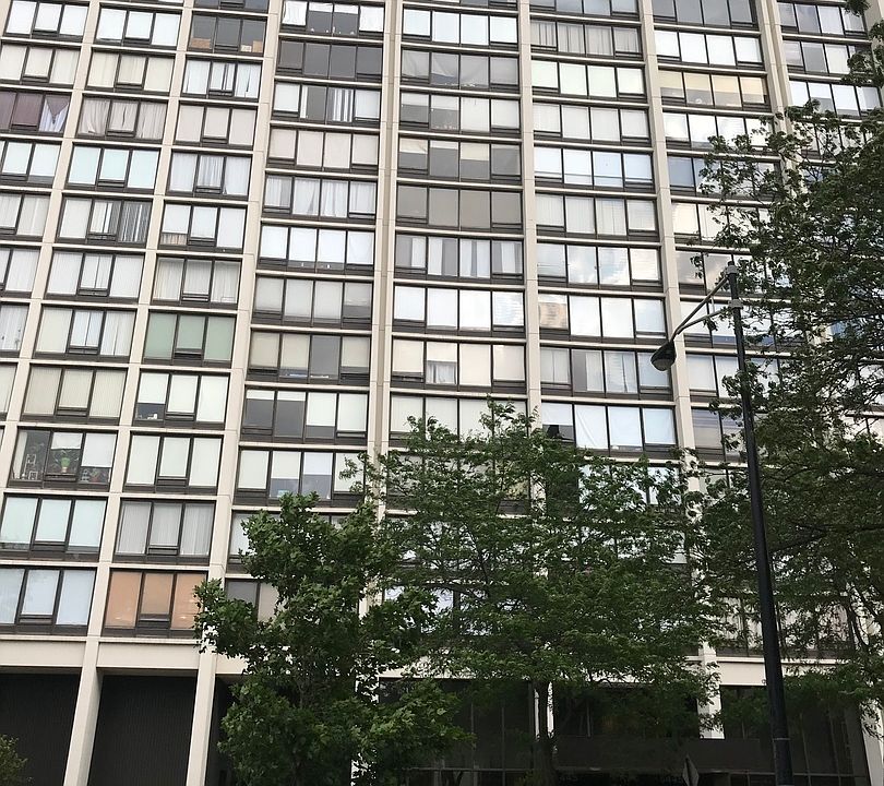 1st image of 5445 N Sheridan Rd APT 2803