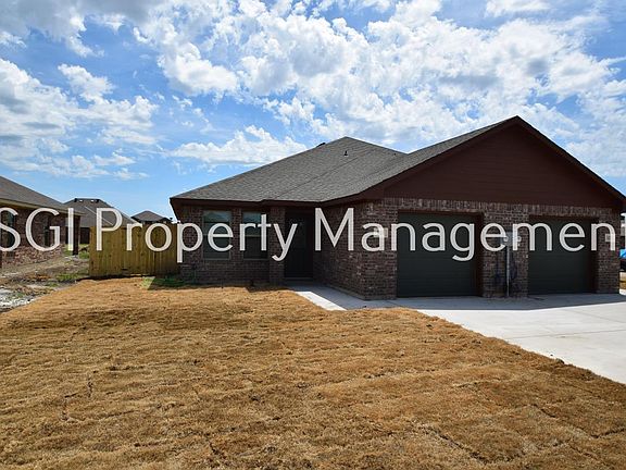 2nd image of 523 Wood Dr