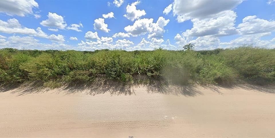 2nd image of Holopaw Groves Rd