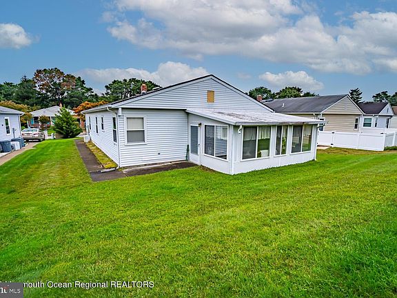 2nd image of 8 Madras Ct