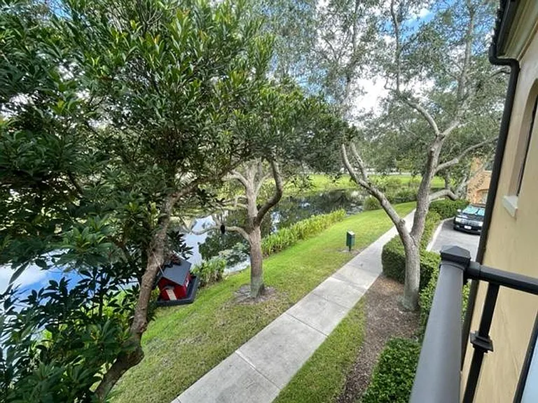 506 Mirasol Cir #101 — Photo 15