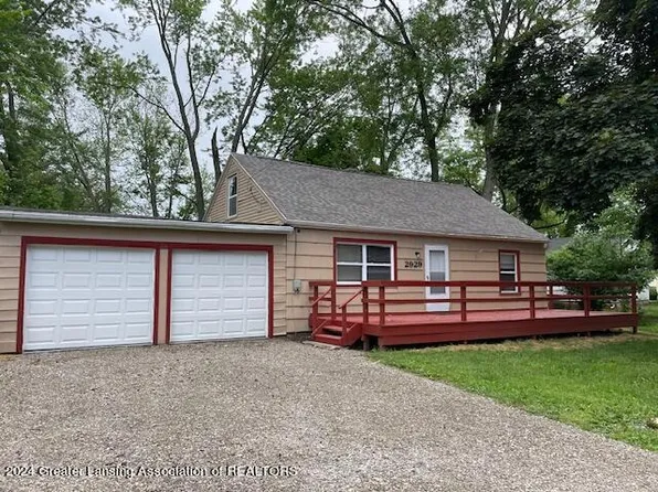 2929 Dunlap St, Lansing, MI 48911