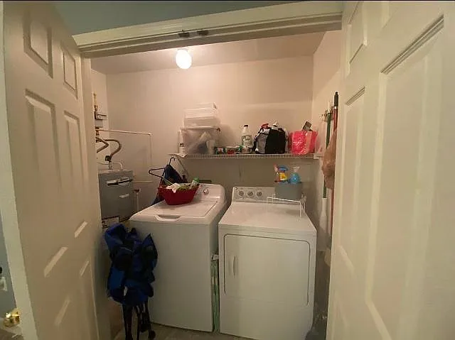100 Woodstone Dr #7 — Photo 8