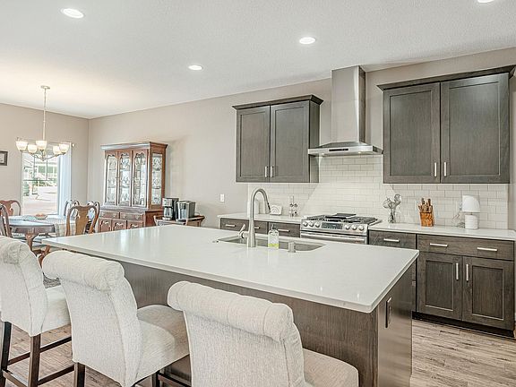 4th image of 6115 White Daisy Ct