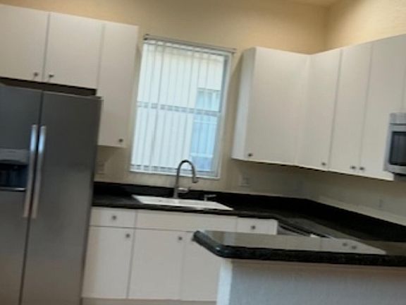 4th image of 6211 Arlington Way