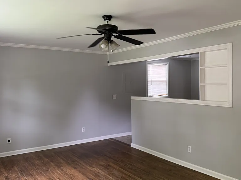604 Edgewood Blvd — Photo 3