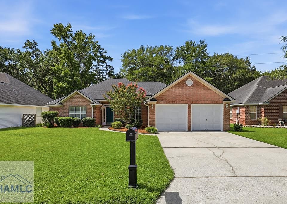 1st image of 107 Laurens Ln