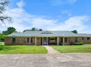 2485 Garrett Ln, China Spring, TX 76633