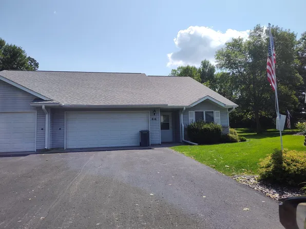 416 Pine Ct, Saint Croix Falls, WI 54024