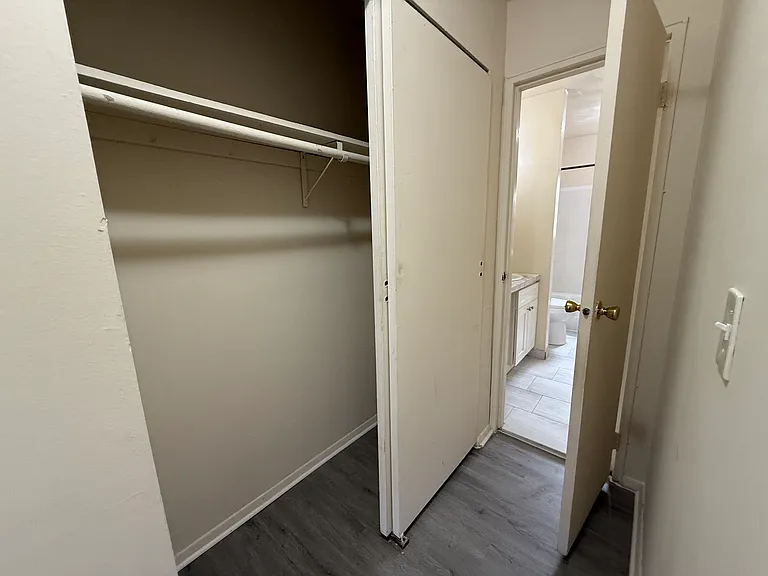 Brookdale Apartments — Photo 6