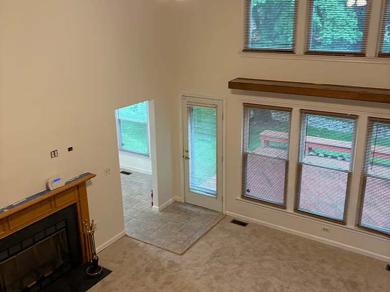 14208 Greenview Dr — Photo 9