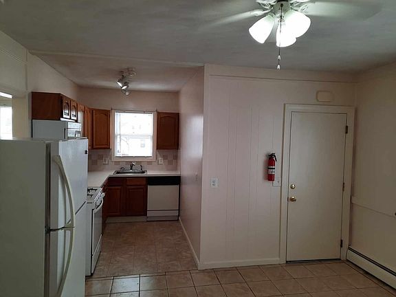 4th image of 102-104 Anthony Ave Floor 2