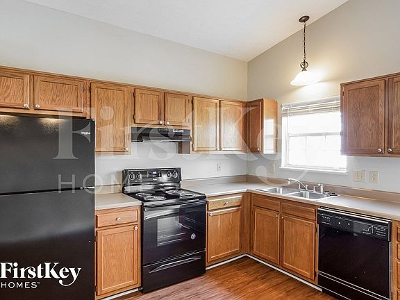 4th image of 18608 Northridge Dr