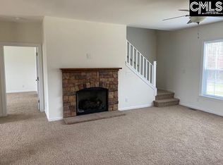 917 Nature Ln, Gilbert, SC 29054