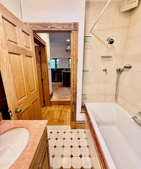 17 Holyoke St #2 — Photo 14