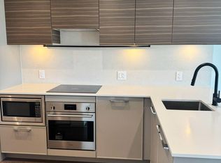 13725 George Jct #1908, Surrey, BC V3T0R1