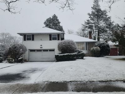840 Sharon Lane, Westbury, NY, 11590
