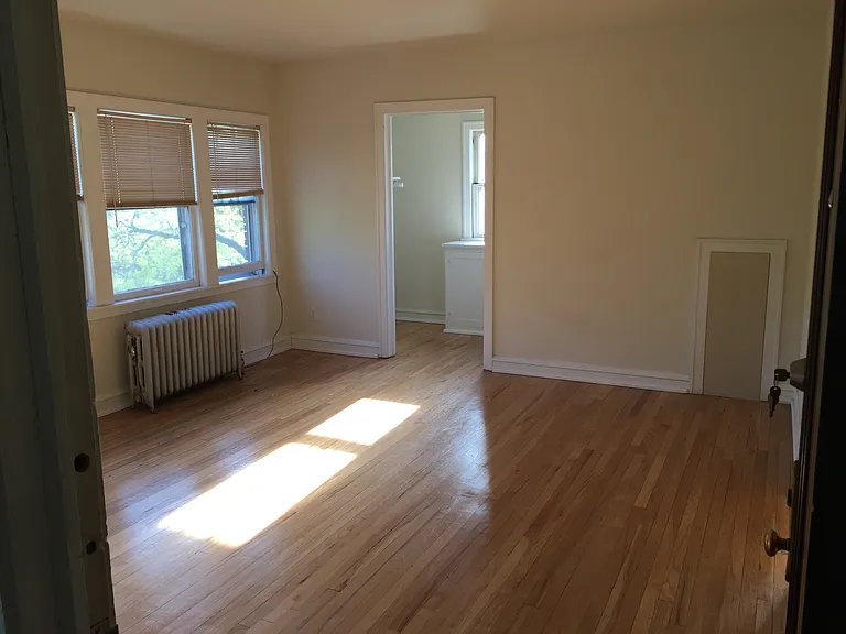 203 16th St S #205 — Photo 2