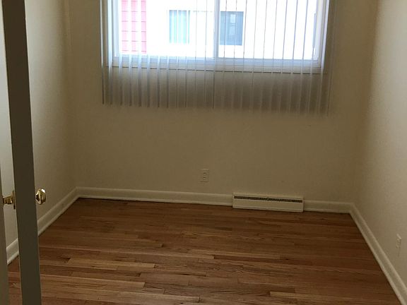 5th image of 9123 Lamon Ave #C