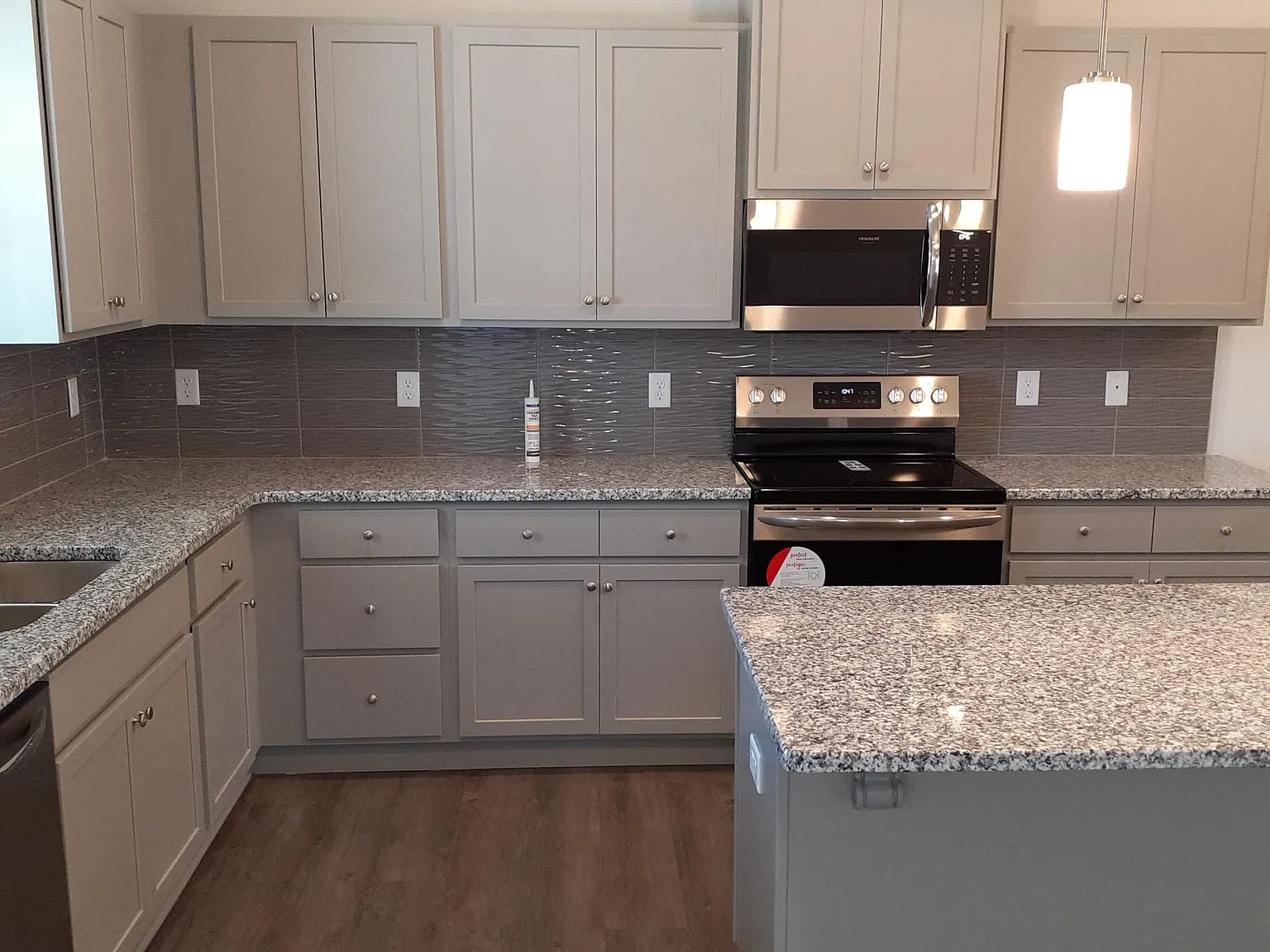 272 Solamere Ln — Photo 2