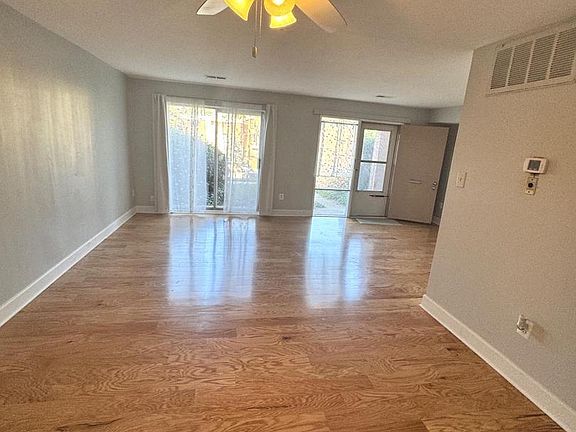 5th image of 2625 Wagon Dr #338