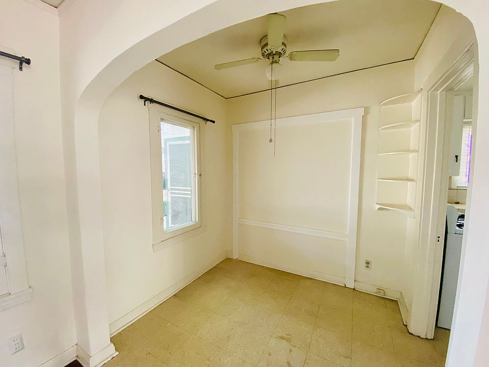 1st image of 439 N Catalina Ave