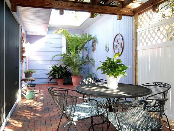 4th image of 5310 C Calle Florida Studio Rear Cottage